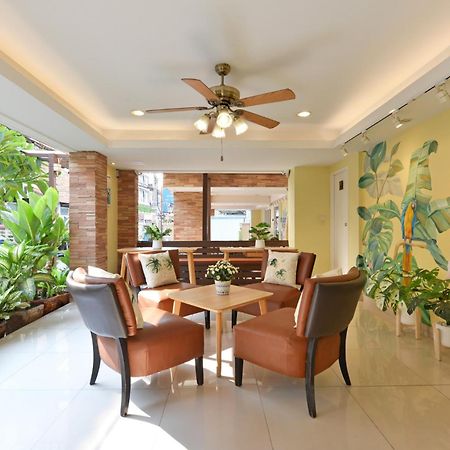 Salin Home Hotel Ramkhamhaeng Banguecoque Exterior foto