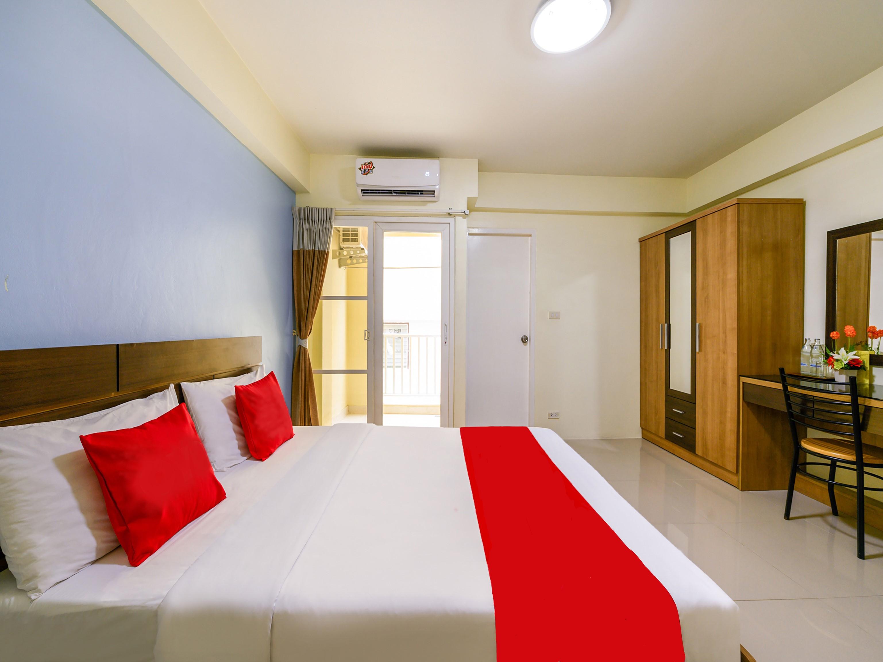 Salin Home Hotel Ramkhamhaeng Banguecoque Exterior foto