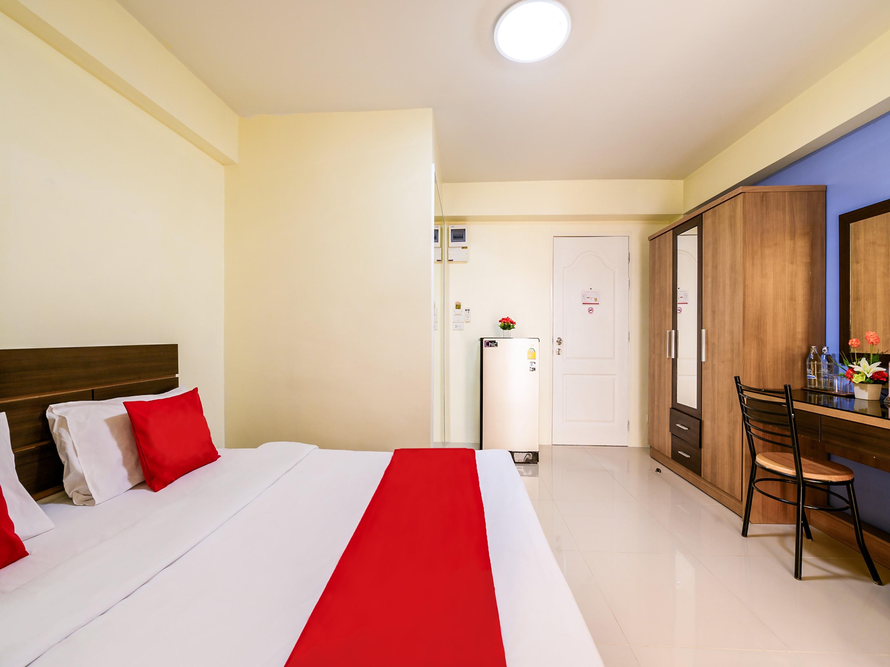 Salin Home Hotel Ramkhamhaeng Banguecoque Exterior foto