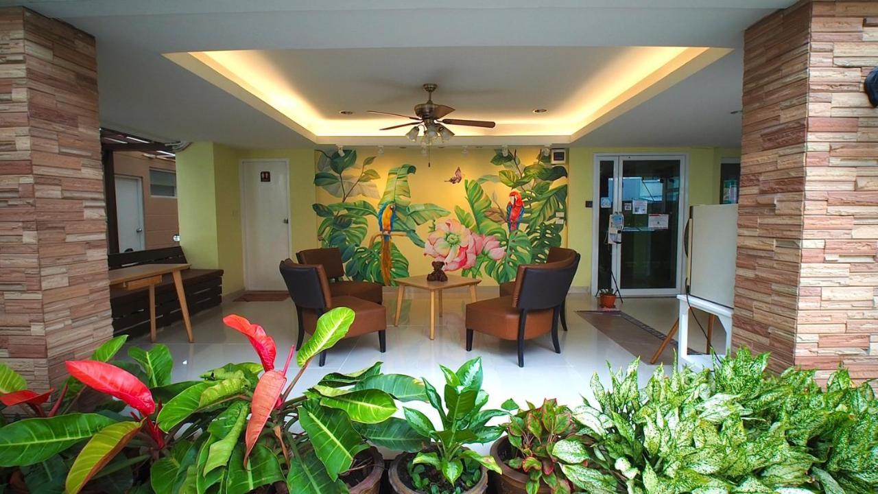 Salin Home Hotel Ramkhamhaeng Banguecoque Exterior foto