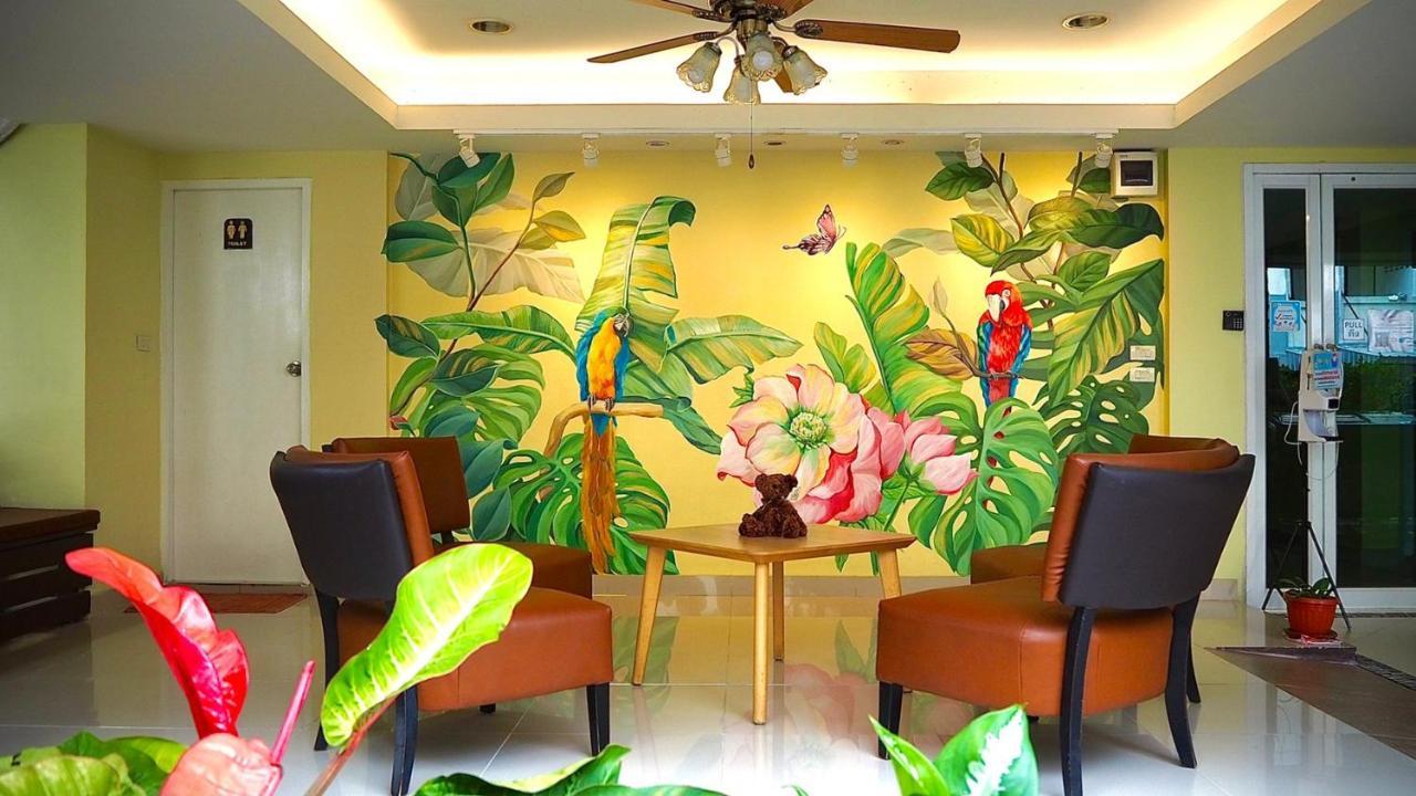 Salin Home Hotel Ramkhamhaeng Banguecoque Exterior foto
