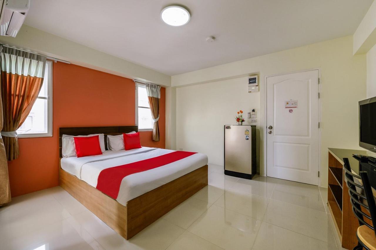Salin Home Hotel Ramkhamhaeng Banguecoque Exterior foto